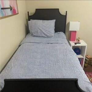 Roller Rabbit blue stripe twin sheets